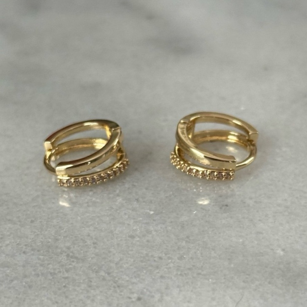 Gold Crystal Double Hoop Split Huggie Earrings 

Brand New